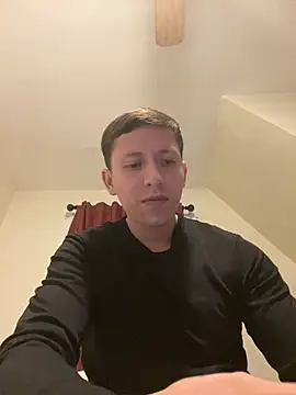 paulcevallos05 online show from April 9, 2026, 1:16 am