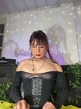 Snapshot of Naughtygirlts chatting on March 13, 2026, 9:54 pm Naughtygirlts online show from March 13, 2026, 9:54 pm