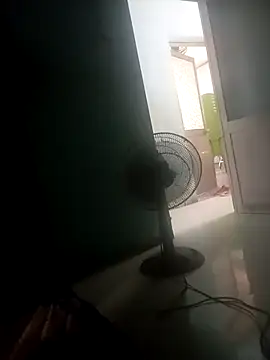 Snapshot of July-lovee chatting on March 10, 2026, 4:28 am July-lovee online show from March 10, 2026, 4:28 am