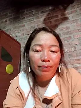 Yellow-pink online show from April 25, 2026, 11:24 am