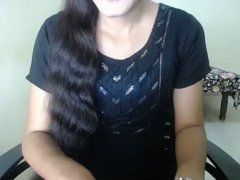 Snapshot of shreya_sharma01 chatting on April 11, 2026, 5:23 am shreya sharma01 online show from April 11, 2026, 5:23 am