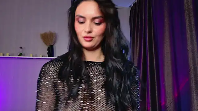 MilaaSweety online show from April 26, 2026, 8:17 pm