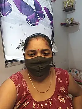 Snapshot of Tanvi_My_Girl chatting on July 7, 2026, 5:32 am Tanvi My Girl online show from July 7, 2026, 5:32 am