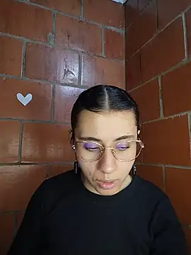 Amanda x1 online show from June 9, 2026, 9:04 pm