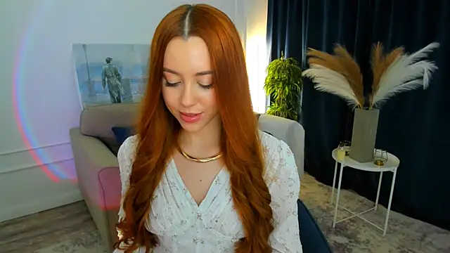 BloomAndFun online show from April 22, 2026, 8:21 pm