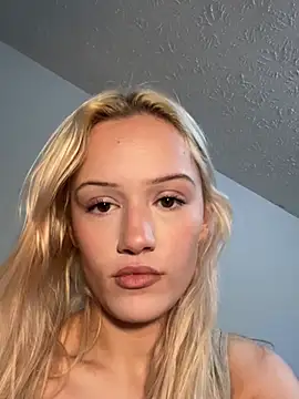 kaci brooke online show from April 2, 2026, 5:16 am