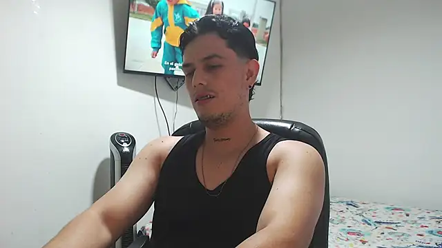Snapshot of JUAN_CAMILOXXX chatting on August 7, 2026, 5:20 am JUAN CAMILOXXX online show from August 7, 2026, 5:20 am