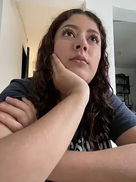 Lizzy hott online show from March 10, 2026, 1:38 pm