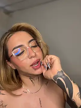 CarolQueen1  online show from June 14, 2026, 12:52 am