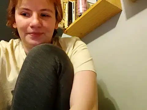 Snapshot of thatcutesubgirlwlw chatting on March 16, 2026, 5:28 pm thatcutesubgirlwlw online show from March 16, 2026, 5:28 pm