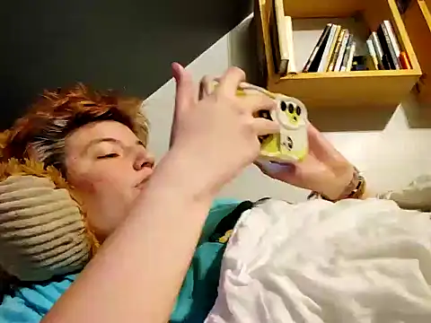 Snapshot of thatcutesubgirlwlw chatting on March 30, 2026, 2:12 am thatcutesubgirlwlw online show from March 30, 2026, 2:12 am