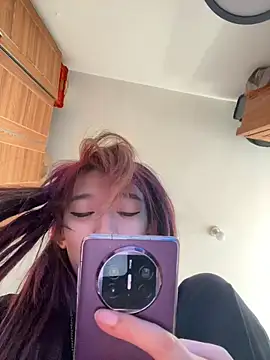 Snapshot of linhanbaby chatting on March 9, 2026, 7:56 am linhanbaby online show from March 9, 2026, 7:56 am