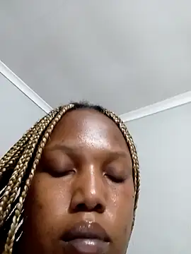 phumubabexx online show from March 13, 2026, 4:57 pm