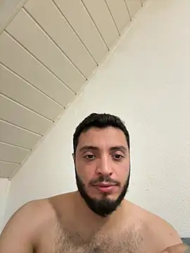 Snapshot of SoftAmjad chatting on August 6, 2026, 1:40 am SoftAmjad online show from August 6, 2026, 1:40 am