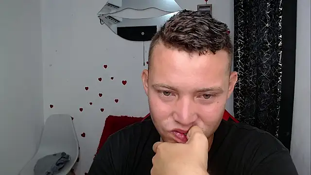 sven fox723 online show from March 29, 2026, 2:06 pm