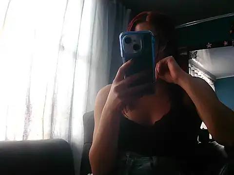 Snapshot of Nahomi_velez chatting on March 16, 2026, 7:07 pm Nahomi velez online show from March 16, 2026, 7:07 pm