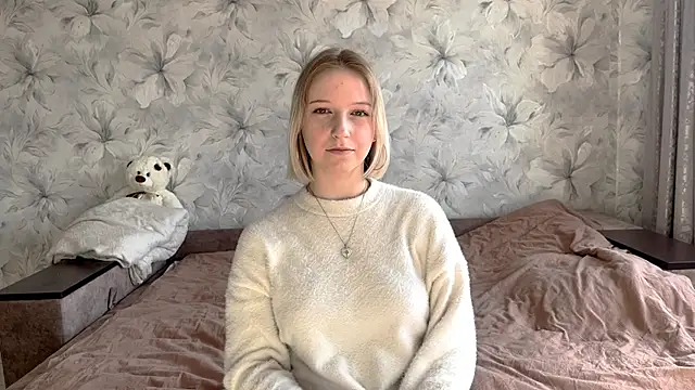 RebbecaBabe online show from March 12, 2026, 8:20 am