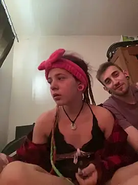420Lina666 online show from April 3, 2026, 4:05 pm