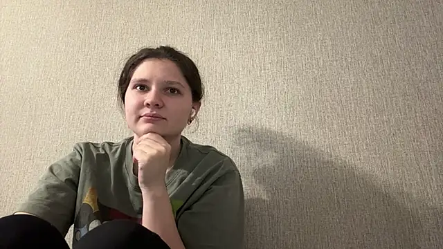 Emmiebutwihu online show from April 2, 2026, 9:18 am