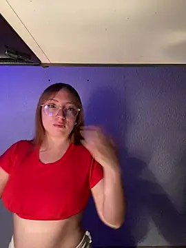 Milaac  online show from March 10, 2026, 1:43 am