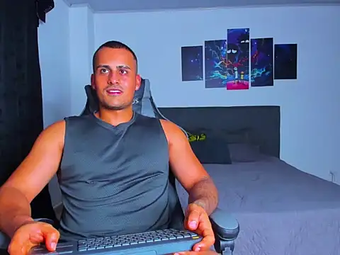 Steve Dennis online show from April 5, 2026, 11:57 pm