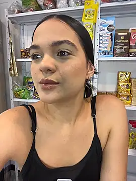 Bella-Ferrer online show from July 9, 2026, 7:40 pm