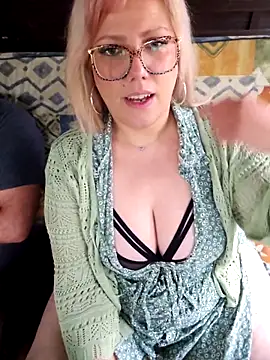 LexySaint online show from September 9, 2025, 5:01 pm