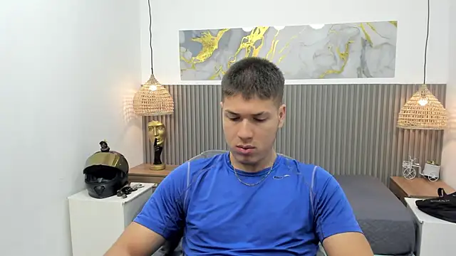 AlessandroFranco online show from April 26, 2026, 1:20 pm