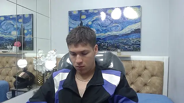 Snapshot of AlessandroFranco chatting on June 3, 2026, 1:25 pm AlessandroFranco online show from June 3, 2026, 1:25 pm