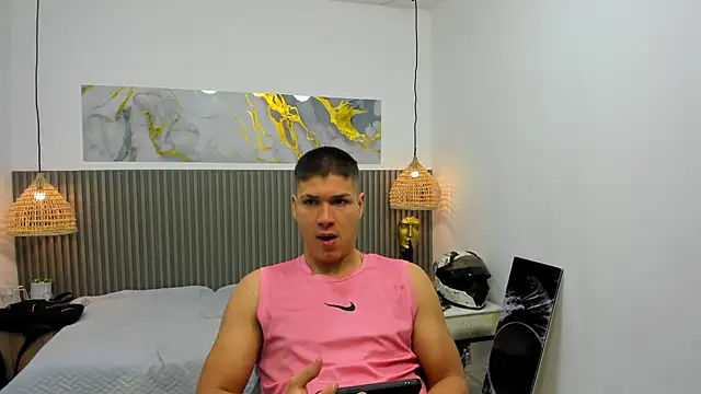 Snapshot of AlessandroFranco chatting on June 11, 2026, 1:31 pm AlessandroFranco online show from June 11, 2026, 1:31 pm