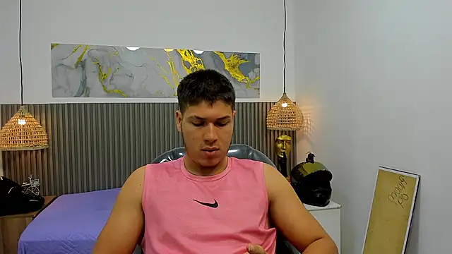 Snapshot of AlessandroFranco chatting on July 2, 2026, 12:33 pm AlessandroFranco online show from July 2, 2026, 12:33 pm