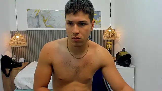Snapshot of AlessandroFranco chatting on July 28, 2026, 6:20 pm AlessandroFranco online show from July 28, 2026, 6:20 pm