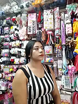 Thaliana28 online show from August 9, 2026, 8:25 pm