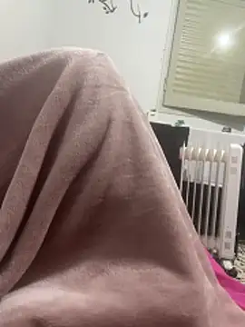 LeiAaron9810 online show from March 11, 2026, 1:33 am