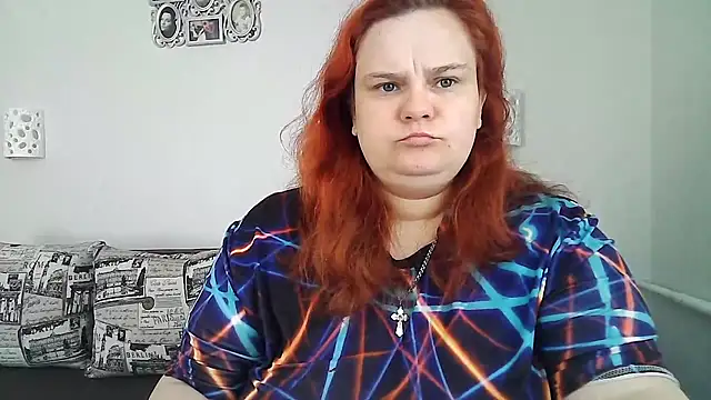 DollyGersonn online show from April 24, 2026, 7:55 am