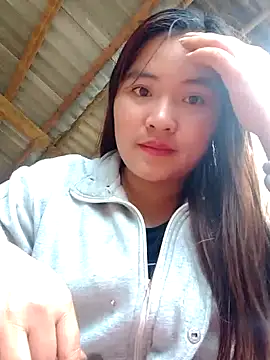 YAONIKUTE online show from May 11, 2026, 4:07 am