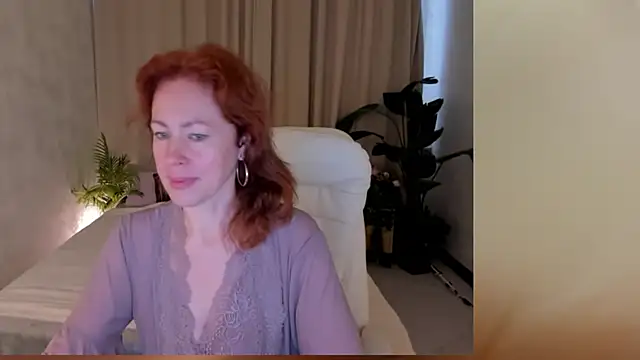 LeticiaRomano online show from May 29, 2026, 4:21 am