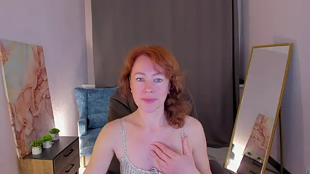 LeticiaRomano online show from June 13, 2026, 3:59 am