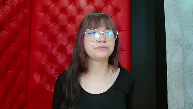 VeroBloomx online show from March 15, 2026, 12:33 pm