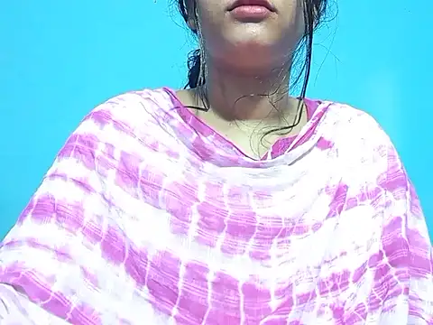 Emma 4433 online show from April 5, 2026, 5:37 am