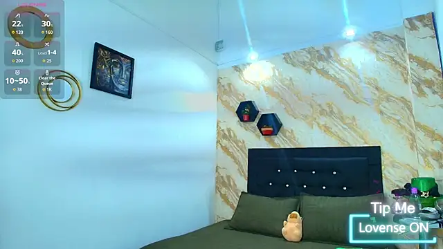 scarlettt  joness online show from March 28, 2026, 4:23 am