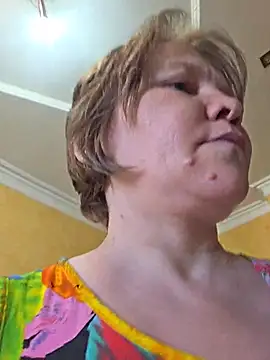  LOLA-LOLA  online show from June 15, 2026, 1:35 pm