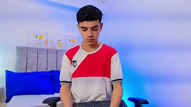 MikeLawford  online show from March 19, 2026, 8:02 pm