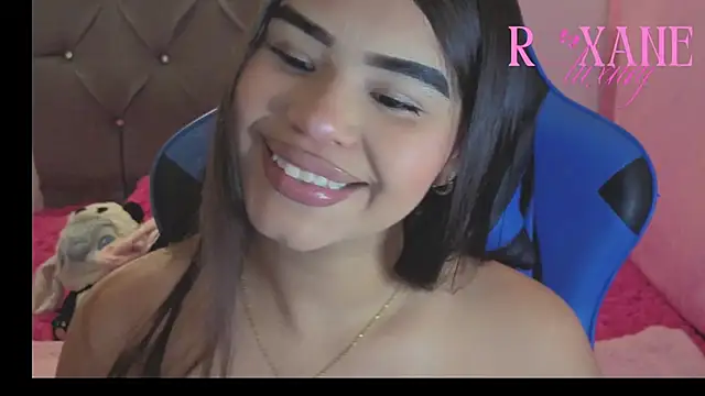 Snapshot of Roxan_Luxe chatting on March 14, 2026, 12:06 am Roxan Luxe online show from March 14, 2026, 12:06 am