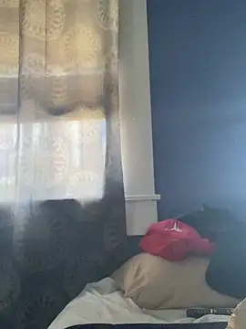 Snapshot of urfavgamergurl chatting on June 24, 2026, 8:41 pm urfavgamergurl online show from June 24, 2026, 8:41 pm