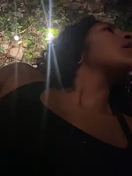 LatinaLoka online show from April 12, 2026, 3:33 am