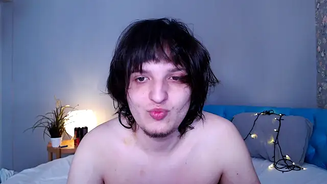 delalex online show from April 20, 2026, 9:27 pm