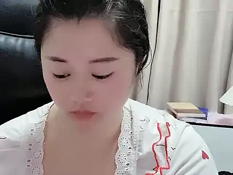 sisibaby20266 online show from May 6, 2026, 2:29 am