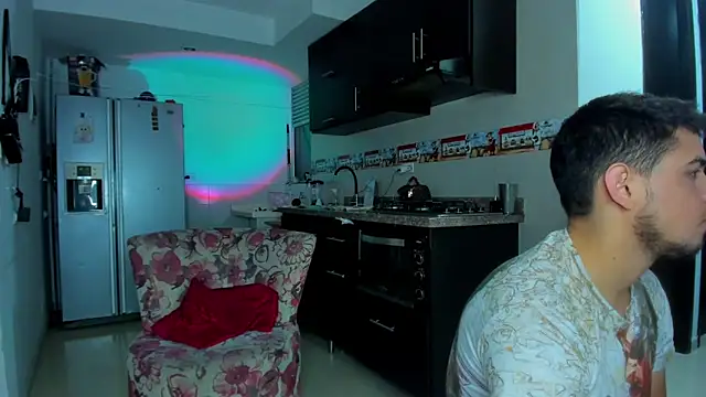 Fox couplee69 online show from March 26, 2026, 8:20 am