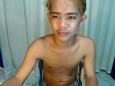 boynextdoorjosh online show from May 18, 2026, 10:21 am